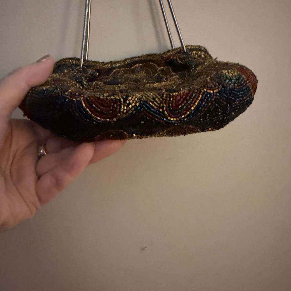 Vintage Walborg Small Glass-Beaded Evening Bag with Silver Chain - Picture 5 of 6